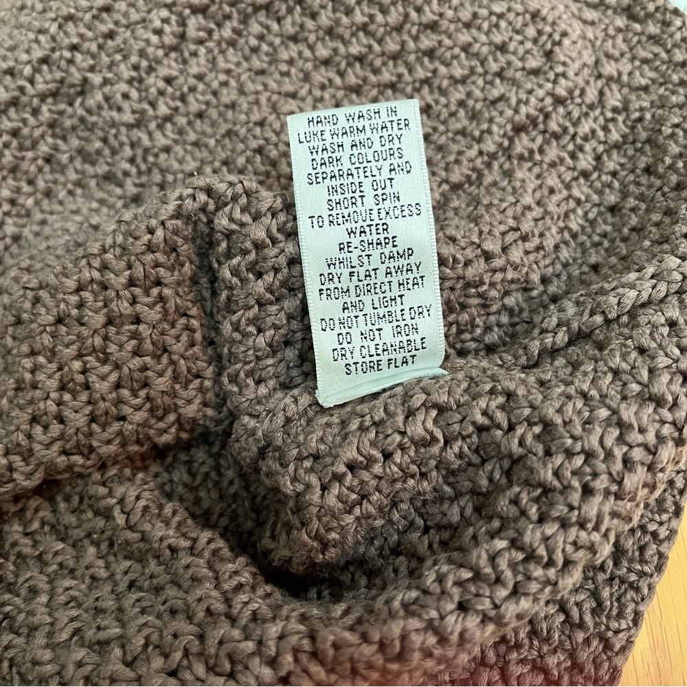 Boden Chunky Knit Collared Cardigan - Picture 6 of 10